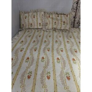 JCPenney Fashion Manor King Cottage Core Roses Ribbons And Lace Comforter 2Shams